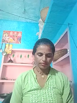 Snapshot of Mohni_cute chatting on 12/04/25, 03:38 Mohni cute online show from 12/04/25, 03:38