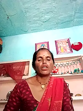 Snapshot of Mohni_cute chatting on 10/12/25, 06:15 Mohni cute online show from 10/12/25, 06:15