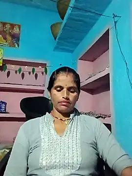 Snapshot of Mohni_cute chatting on 11/02/25, 12:32 Mohni cute online show from 11/02/25, 12:32