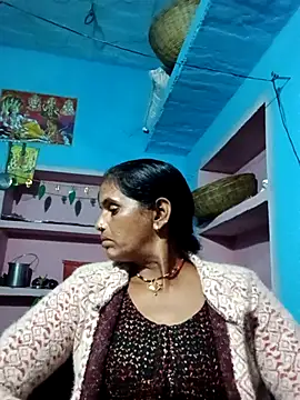 Snapshot of Mohni_cute chatting on 11/26/25, 03:01 Mohni cute online show from 11/26/25, 03:01