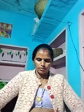 Snapshot of Mohni_cute chatting on 11/25/25, 01:44 Mohni cute online show from 11/25/25, 01:44