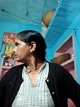 Snapshot of Mohni_cute chatting on 12/02/25, 01:50 Mohni cute online show from 12/02/25, 01:50