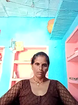 Snapshot of Mohni_cute chatting on 10/18/25, 08:27 Mohni cute online show from 10/18/25, 08:27