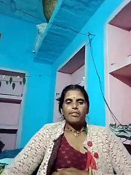 Snapshot of Mohni_cute chatting on 11/23/25, 02:38 Mohni cute online show from 11/23/25, 02:38