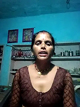 Snapshot of Mohni_cute chatting on 10/09/25, 01:11 Mohni cute online show from 10/09/25, 01:11