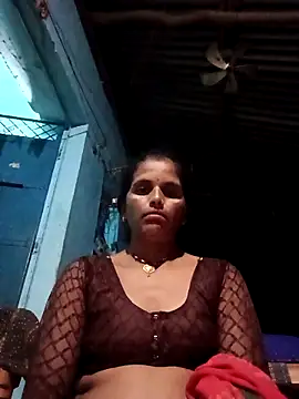 Snapshot of Mohni_cute chatting on 10/05/25, 02:19 Mohni cute online show from 10/05/25, 02:19
