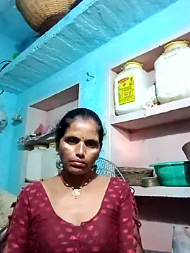 Snapshot of Mohni_cute chatting on 10/07/25, 03:51 Mohni cute online show from 10/07/25, 03:51