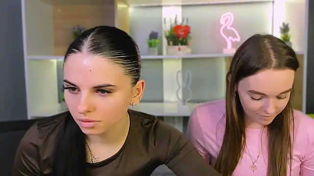 Snapshot of isla_dior chatting on 02/23/26, 07:25 isla dior online show from 02/23/26, 07:25