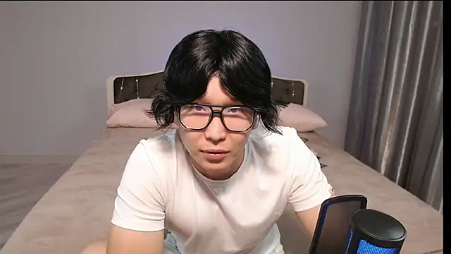 KaiChicken online show from 10/08/25, 09:59