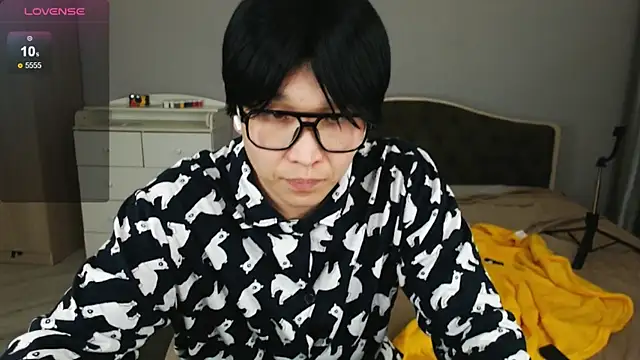 KaiChicken online show from 03/31/26, 07:27