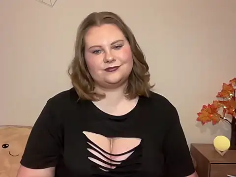 Snapshot of BriannaFlirty chatting on 11/21/25, 07:18 BriannaFlirty online show from 11/21/25, 07:18