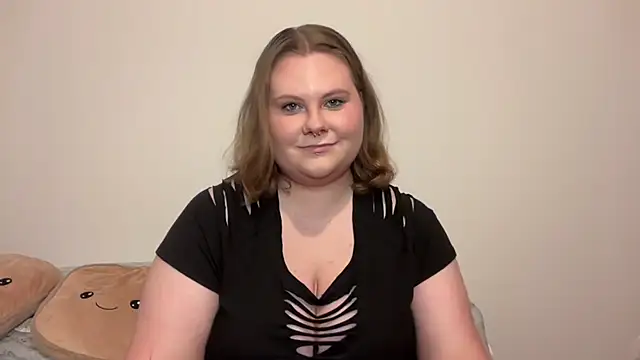 Snapshot of BriannaFlirty chatting on 11/02/25, 07:08 BriannaFlirty online show from 11/02/25, 07:08