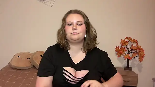 Snapshot of BriannaFlirty chatting on 11/28/25, 07:19 BriannaFlirty online show from 11/28/25, 07:19