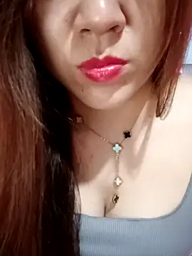 Snapshot of Moue-angel chatting on 10/18/25, 06:26 Moue-angel online show from 10/18/25, 06:26