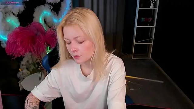 Callista a online show from 04/16/26, 03:07