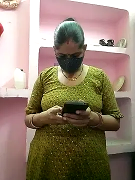 Snapshot of Rasili_bhabhi10 chatting on 10/01/25, 03:44 Rasili bhabhi10 online show from 10/01/25, 03:44