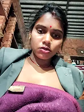 Katrina kaif143 online show from 12/22/25, 11:38