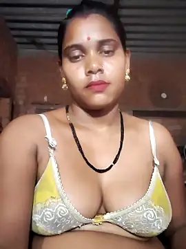 Katrina kaif143 online show from 04/18/26, 08:05