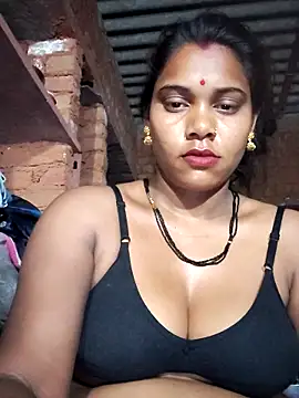 Katrina kaif143 online show from 04/18/26, 10:10