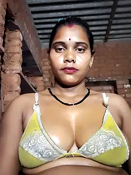 Katrina kaif143 online show from 04/03/26, 06:03