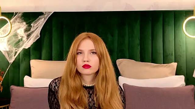 MelissaLiss online show from 10/28/25, 03:11