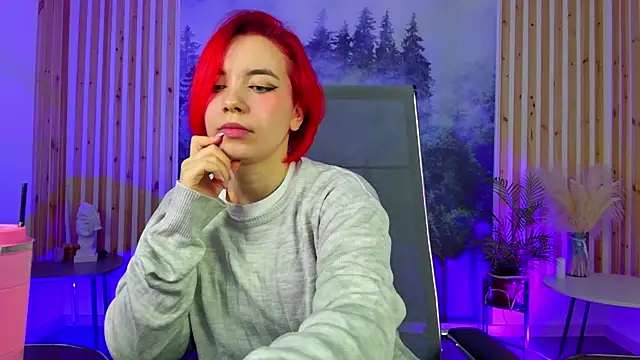 Snapshot of MarcelineChi chatting on 11/25/25, 12:16 MarcelineChi online show from 11/25/25, 12:16