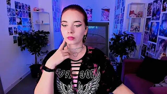 Snapshot of MarcelineChi chatting on 10/14/25, 10:27 MarcelineChi online show from 10/14/25, 10:27