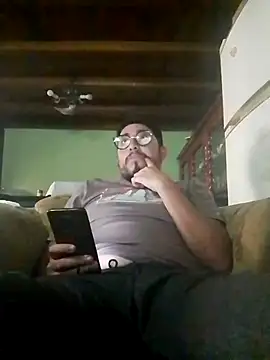 Snapshot of RAJV_ chatting on 10/04/25, 08:43 RAJV online show from 10/04/25, 08:43