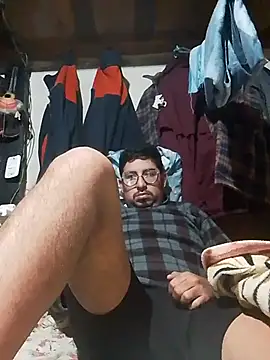 Snapshot of RAJV_ chatting on 11/16/25, 01:27 RAJV online show from 11/16/25, 01:27