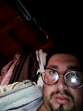 Snapshot of RAJV_ chatting on 11/17/25, 08:35 RAJV online show from 11/17/25, 08:35