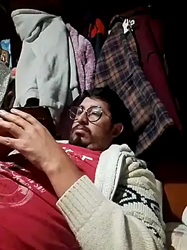 Snapshot of RAJV_ chatting on 10/16/25, 02:53 RAJV online show from 10/16/25, 02:53