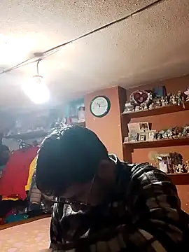 Snapshot of RAJV_ chatting on 09/30/25, 04:02 RAJV online show from 09/30/25, 04:02