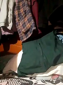 Snapshot of RAJV_ chatting on 10/20/25, 09:04 RAJV online show from 10/20/25, 09:04