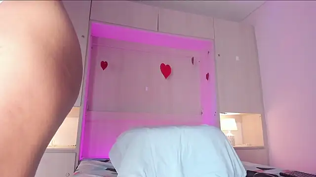 ChloeWiillow online show from 02/25/26, 12:27