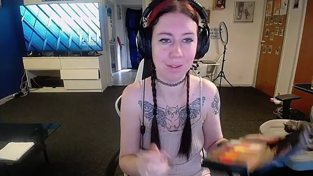 TattooedGirls online show from 10/01/25, 08:30
