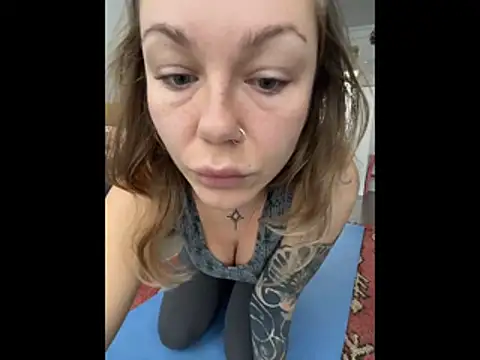 MiraLuna online show from 12/17/25, 09:14