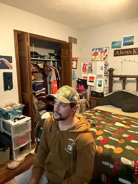 Amatueranon online show from 10/16/25, 01:58