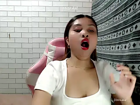 pinay old lover online show from 10/15/25, 03:38