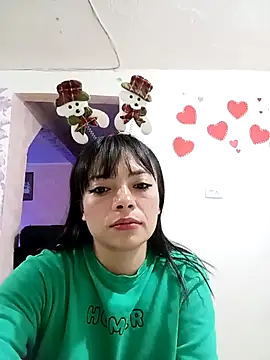 Snapshot of Valentina_Squirt- chatting on 11/17/25, 10:30 Valentina Squirt- online show from 11/17/25, 10:30