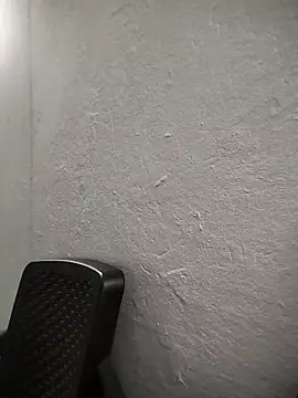 Snapshot of Valentina_Squirt- chatting on 11/26/25, 09:09 Valentina Squirt- online show from 11/26/25, 09:09