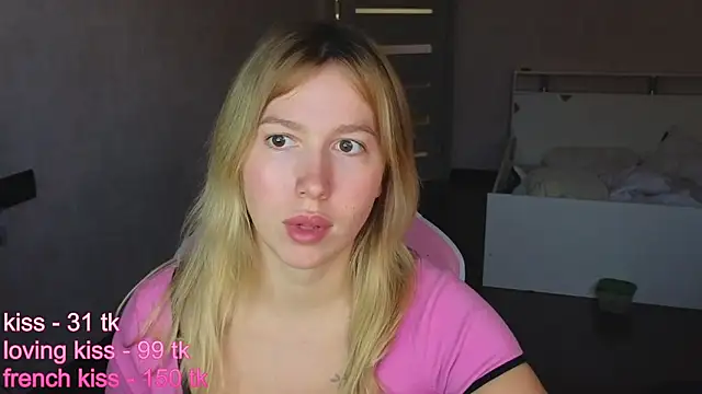 stefany and bettany online show from 10/20/25, 01:55