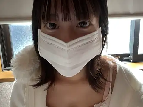 Snapshot of u_ruru chatting on 10/20/25, 03:08 u ruru online show from 10/20/25, 03:08