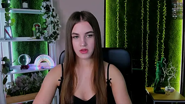 lina fox12 online show from 07/15/26, 12:12