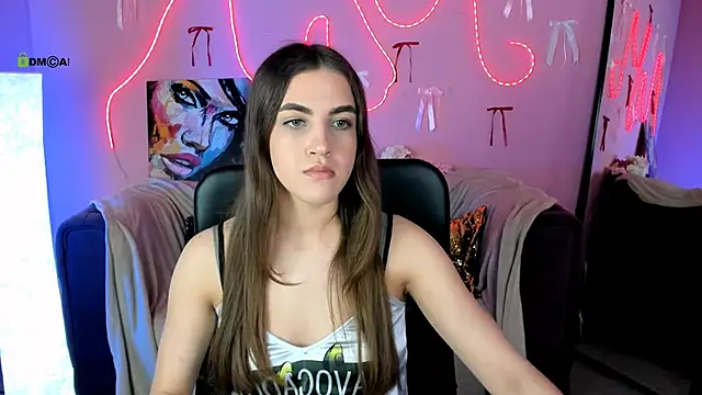 lina fox12 online show from 03/25/26, 01:10