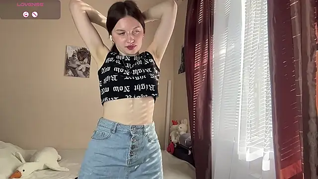 JanellHousen online show from 06/07/26, 04:07