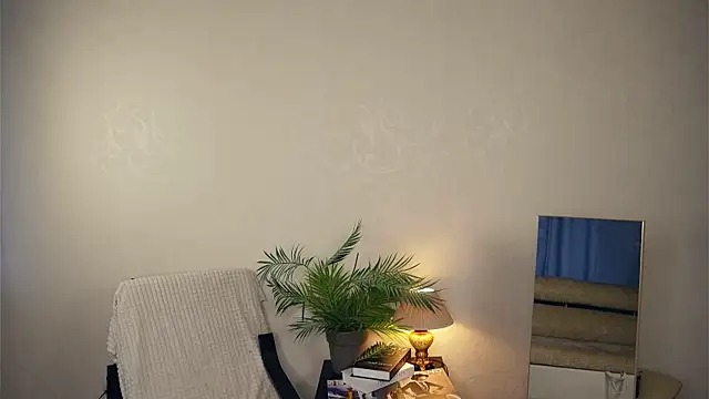 JanellHousen online show from 10/22/25, 05:29