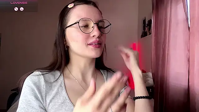 JanellHousen online show from 04/24/26, 05:09
