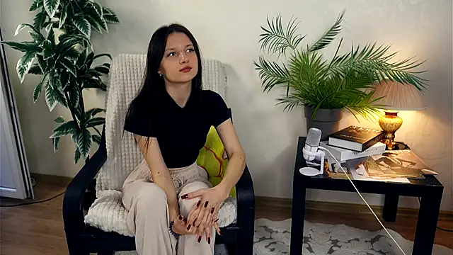 JanellHousen online show from 10/07/25, 05:41