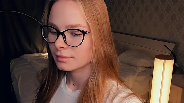 LibbyVenzeio online show from 10/24/25, 07:07