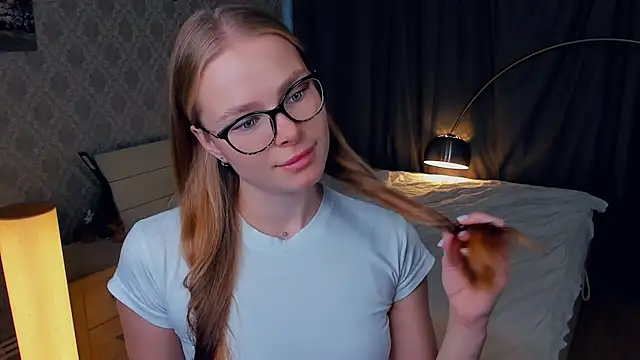 LibbyVenzeio online show from 10/22/25, 07:30